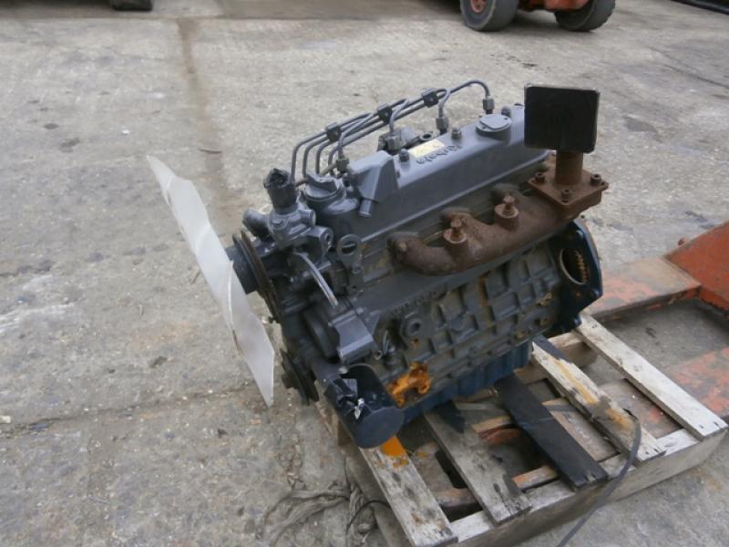 Форсунка kubota v1505
