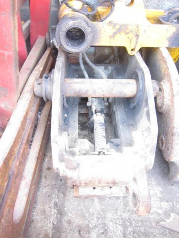 Geith Hydraulic Quick Hitch for Sale Stephen Gill Plant Sales