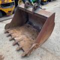 5 Foot Loading Bucket