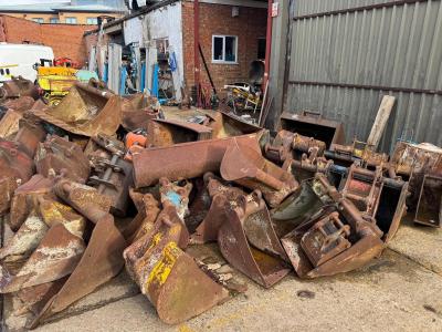 Yard clearance of buckets 1 ton to 25 ton