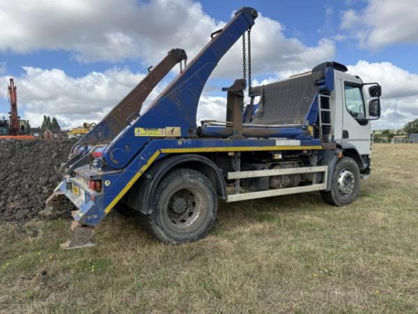 DAF LF220 Skip Lorry