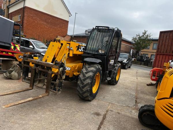 JCB 531-70