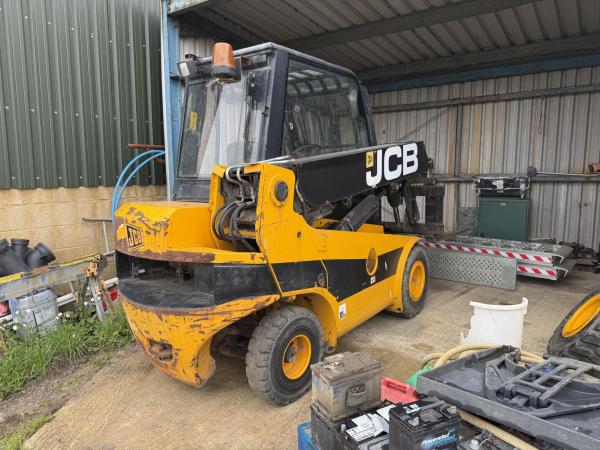 JCB TLT30D