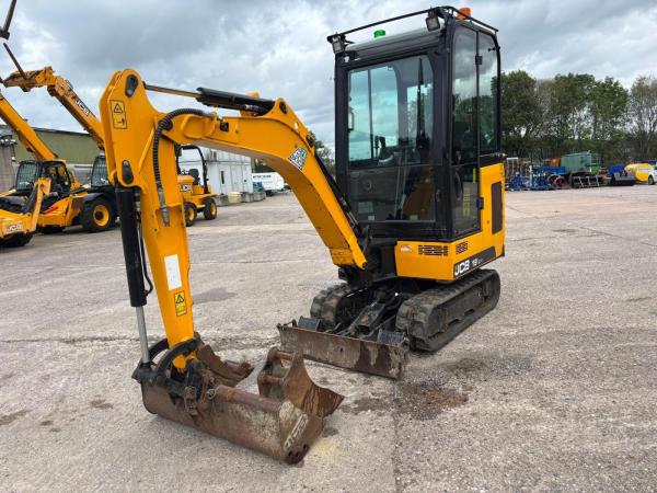 JCB 19C-1 plus cab